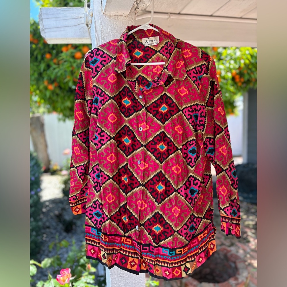 Vintage blouse boho shabby chic vibe with fun pattern